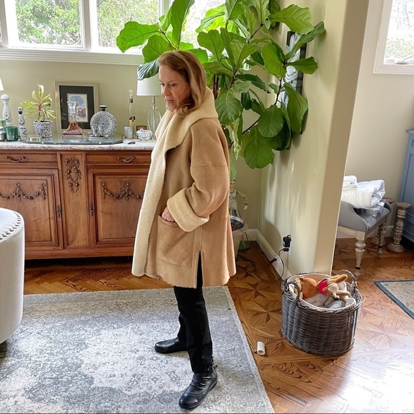 Post Card Authentic Italian Sheepskin Shearling Coat/Jacket Made in Italy. - Picture 2 of 6